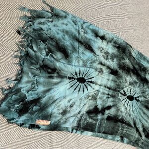 CocoLuLu Scarf Thin Cotton Wrap 60x45 Tie Dye Boho Wrap Thread Border Accents